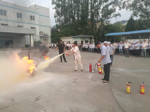 凤岗保安公司介绍电气设备火灾扑救方法